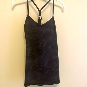 Lululemon, womens size 10, camo tank